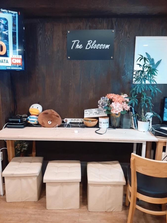 The Blossom Yeonnam Guesthouse Seoul Eksteriør billede