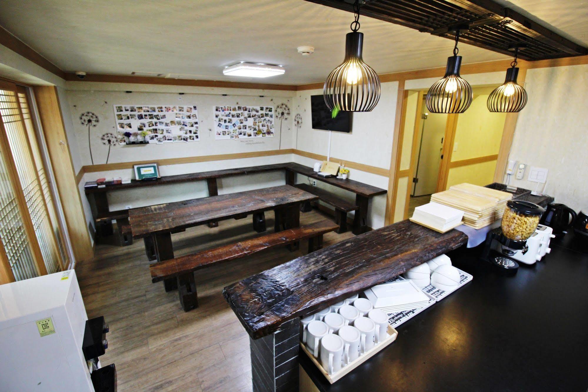 The Blossom Yeonnam Guesthouse Seoul Eksteriør billede