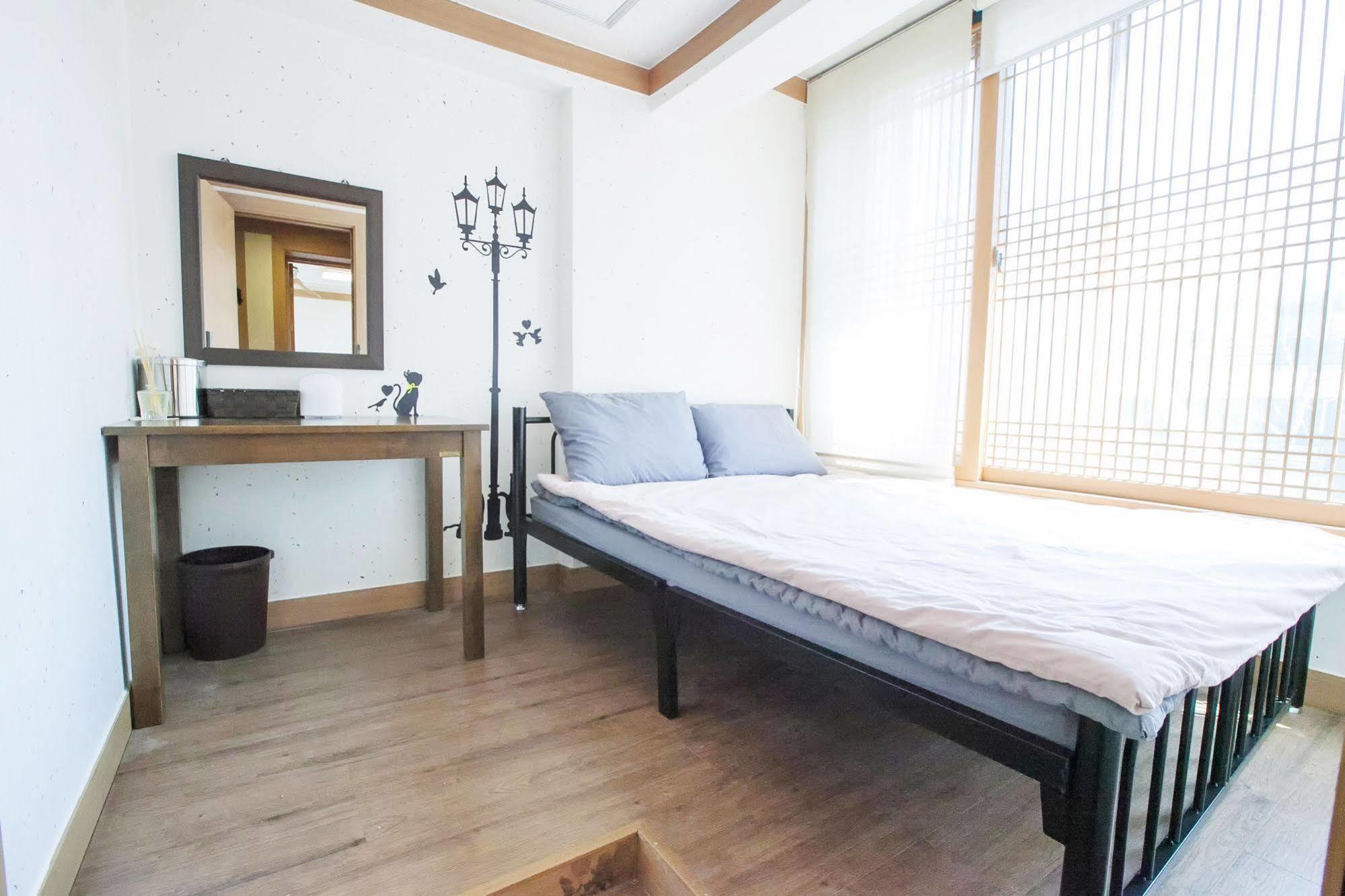 The Blossom Yeonnam Guesthouse Seoul Eksteriør billede